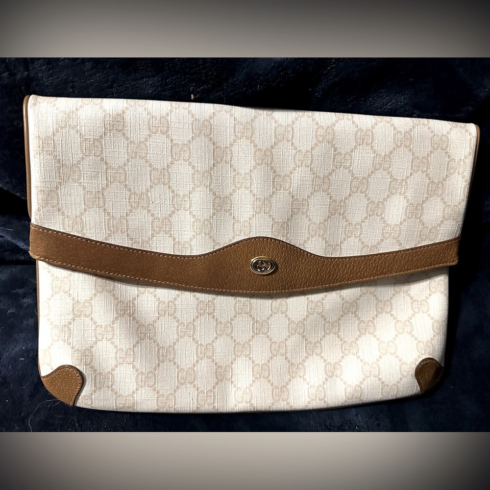 Gucci GG Canvas clutch bag PVC leather, white
